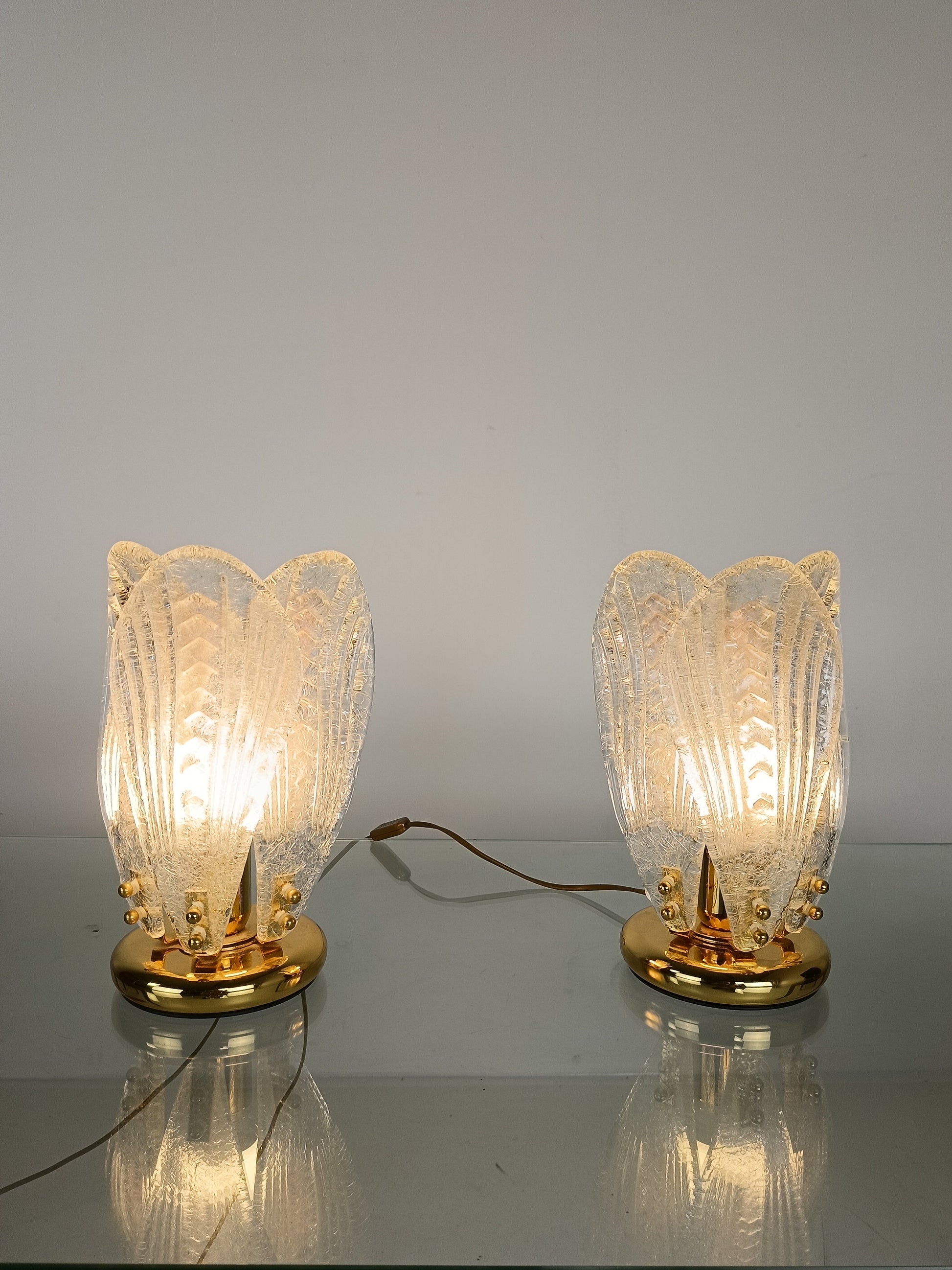 Italian Murano Glass Petali Table Lamp, 1970s Italian Murano Glass Petali Table Lamp, 1970s