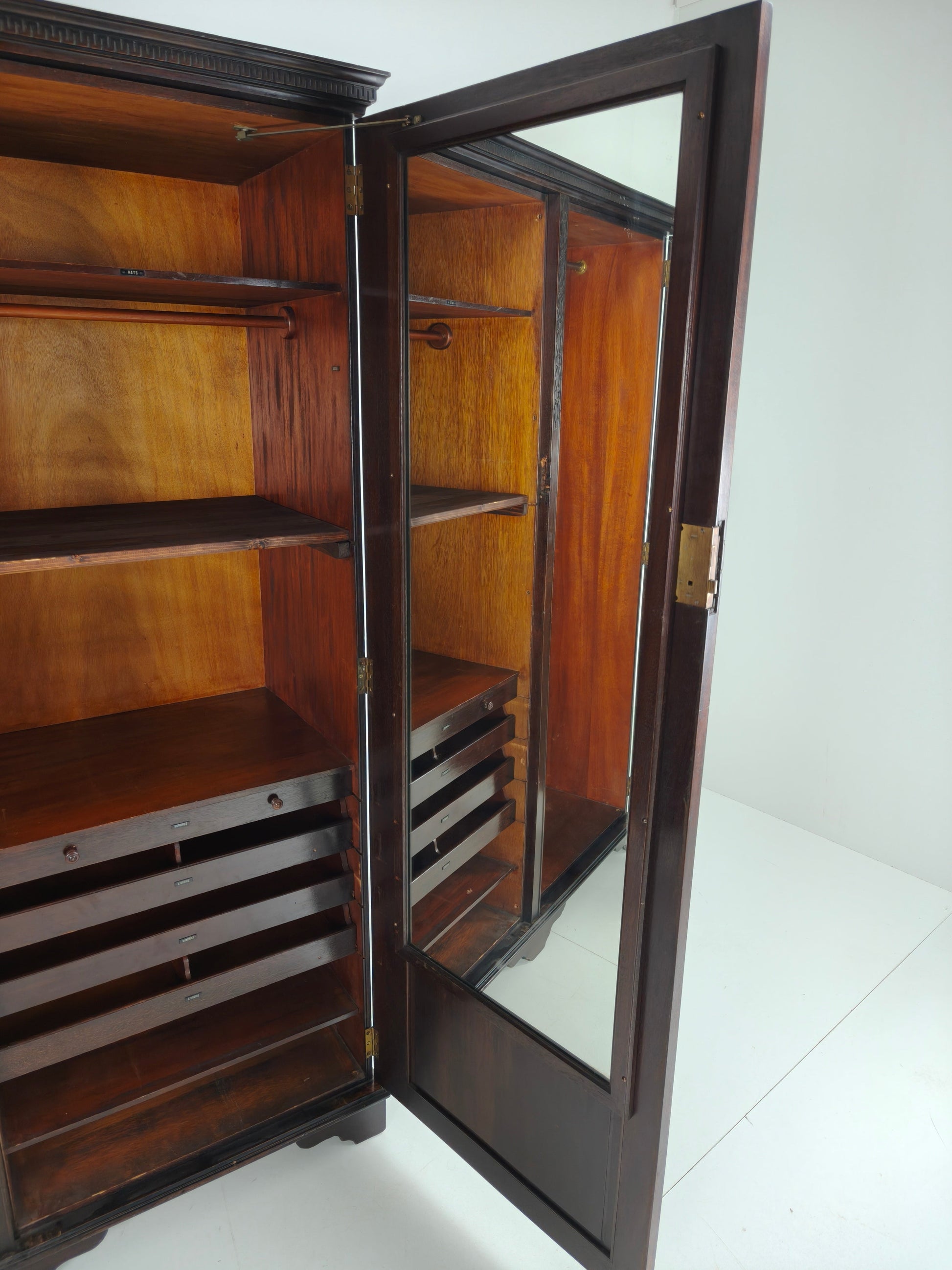 Lady’s Art Deco Mahogany Wardrobe by Waring & Gillow – c.1920s Lady’s Art Deco Mahogany Wardrobe by Waring & Gillow – c.1920s