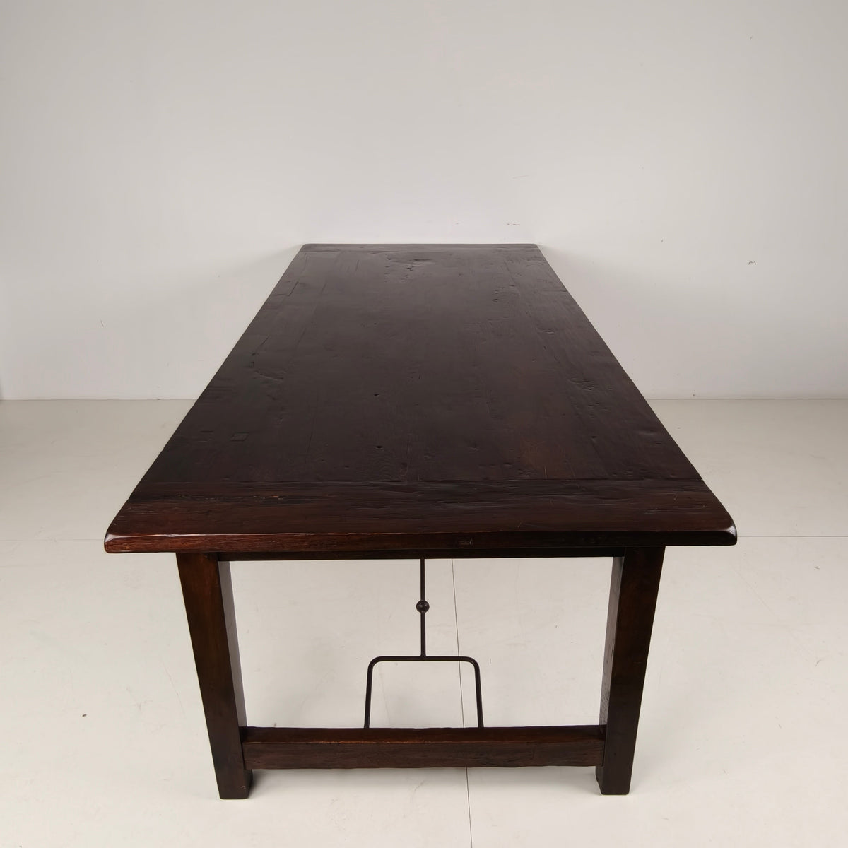 Large Spanish Oak Dining Table with Wrought Iron Bars– 20th Century Large Spanish Oak Dining Table with Wrought Iron Bars– 20th Century