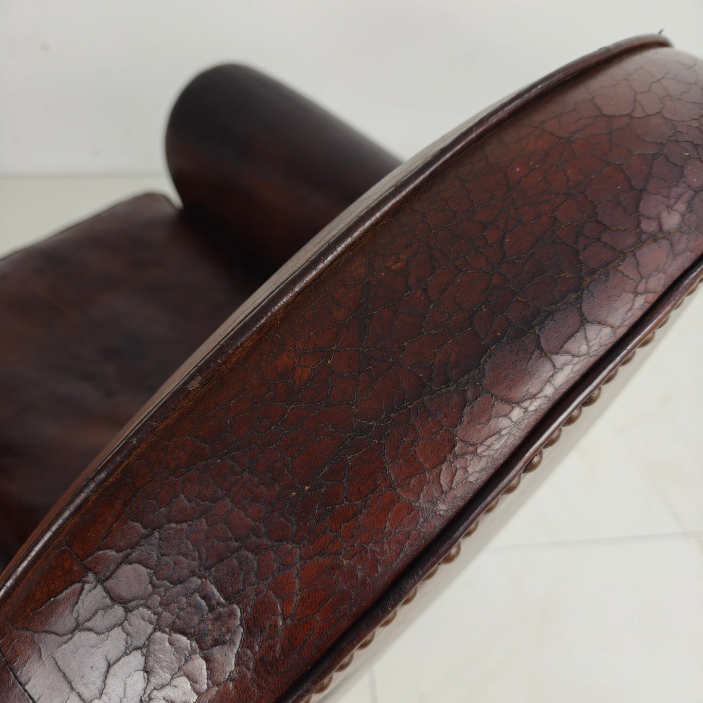 Leather Art Deco Gentleman’s Club Chair Leather Art Deco Gentleman’s Club Chair