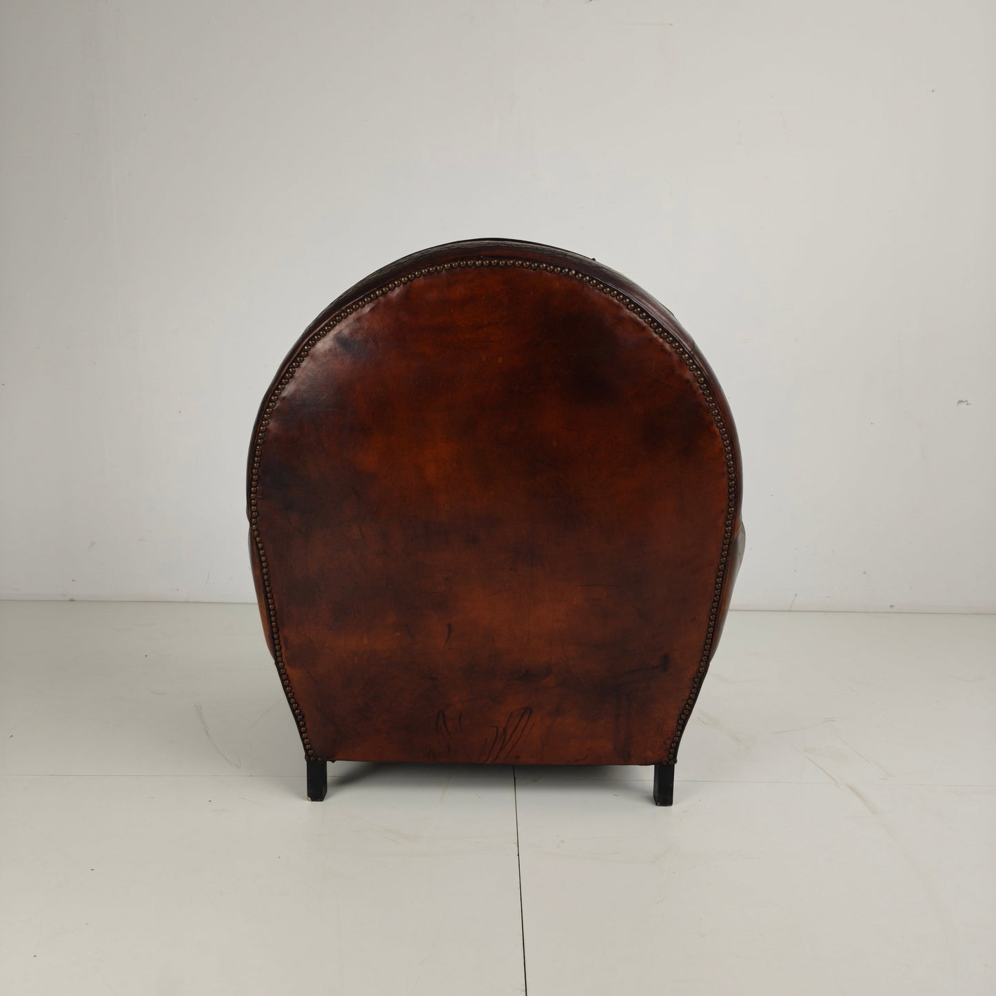 Leather Art Deco Gentleman’s Club Chair Leather Art Deco Gentleman’s Club Chair