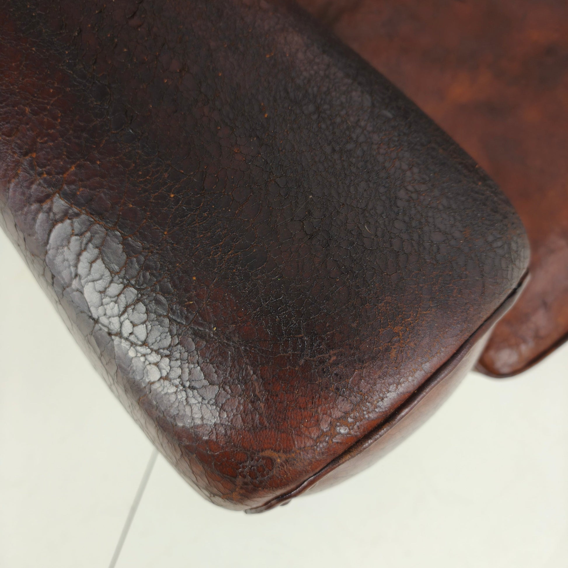 Leather Art Deco Gentleman’s Club Chair Leather Art Deco Gentleman’s Club Chair