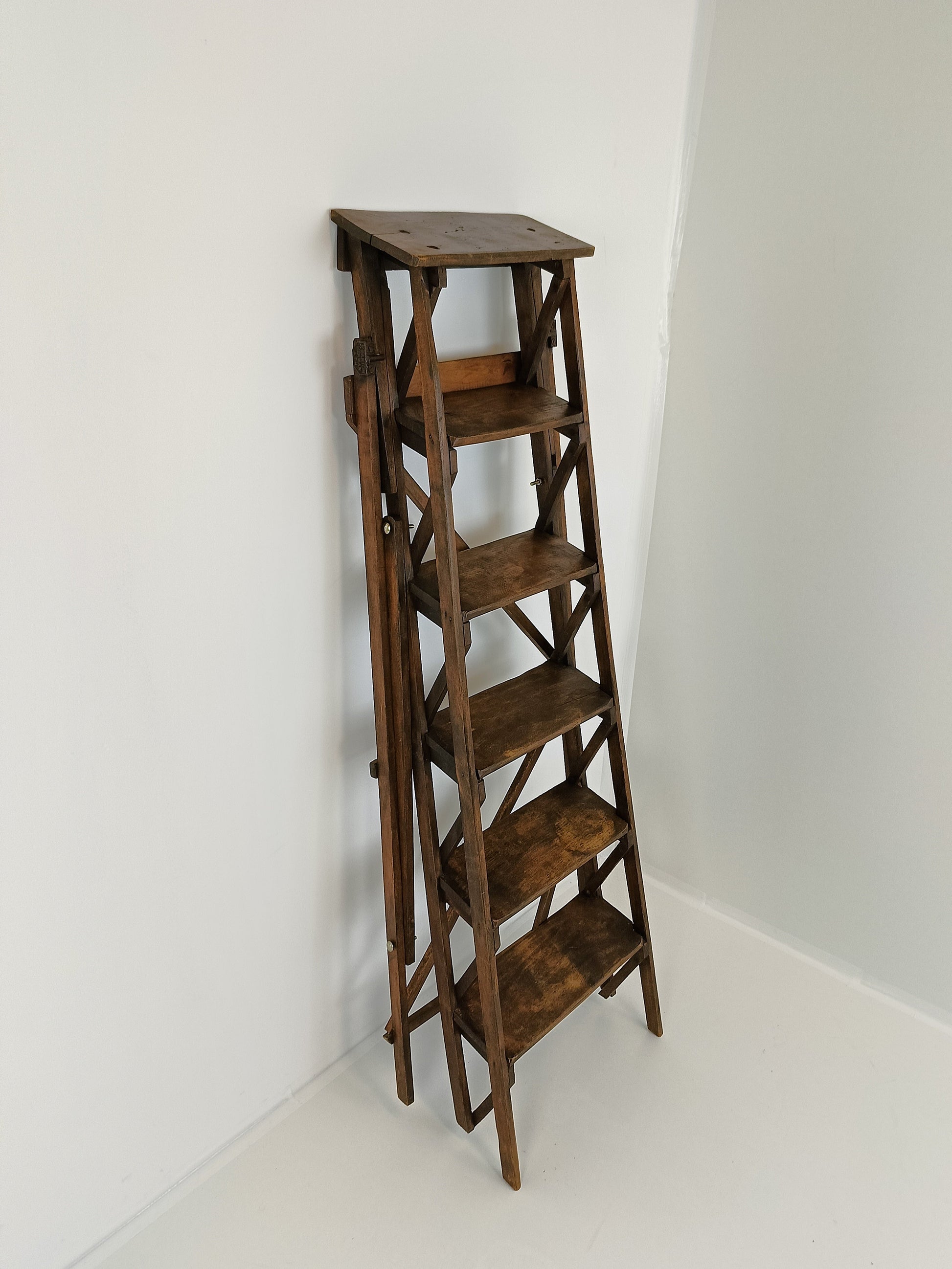 Library Antique Staircase Library Antique Staircase