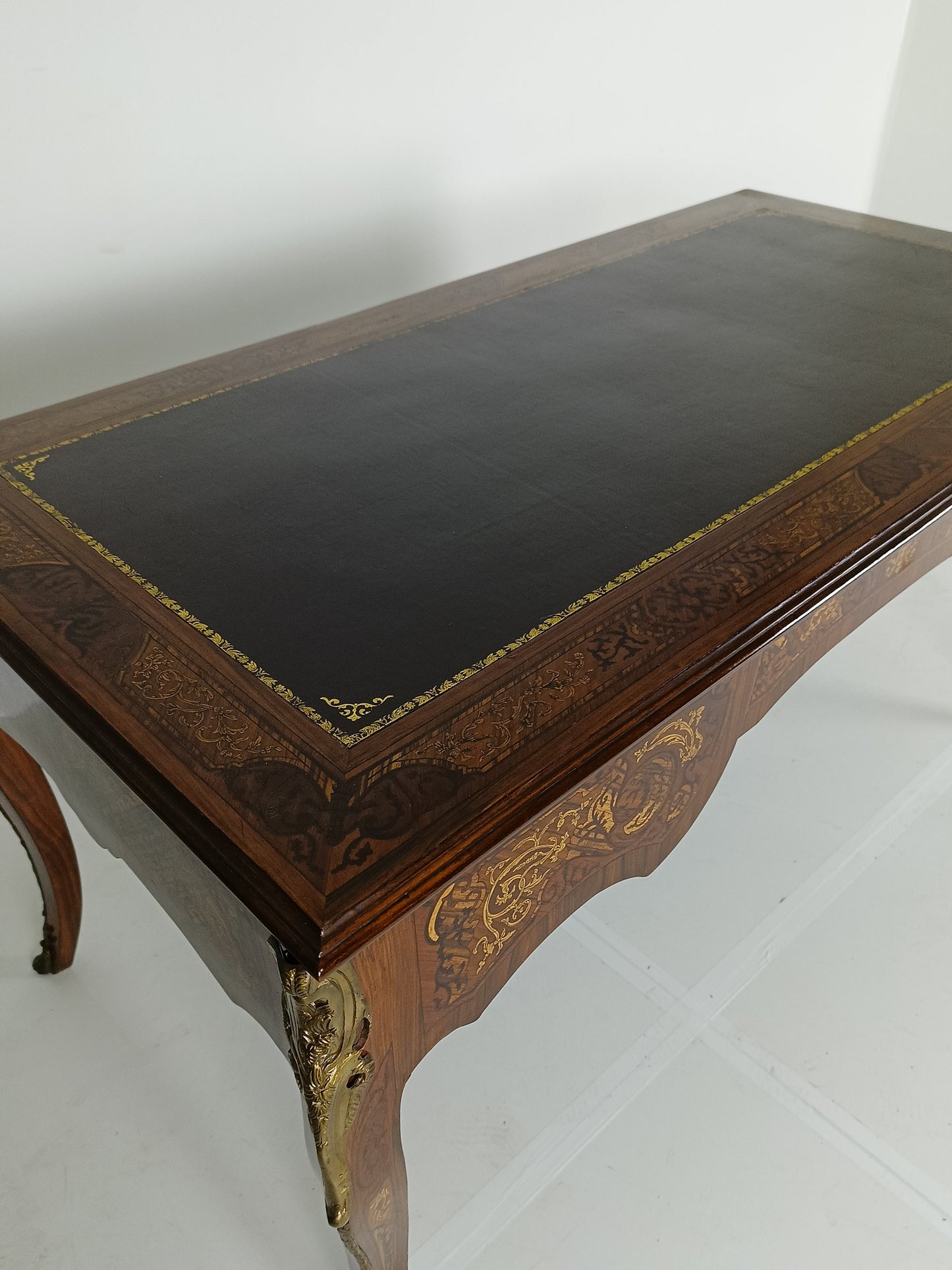 Louis XV Double-Sided Mahogany And Rosewood Flat Desk Louis XV Double-Sided Mahogany And Rosewood Flat Desk