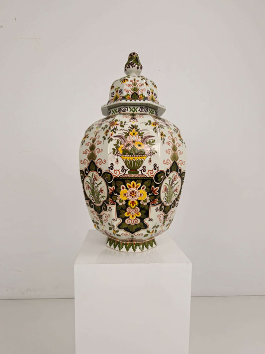 Makkum Tichelaar Lidded Pot, Hand-Painted Porcelain – Dutch Makkum Tichelaar Lidded Pot, Hand-Painted Porcelain – Dutch