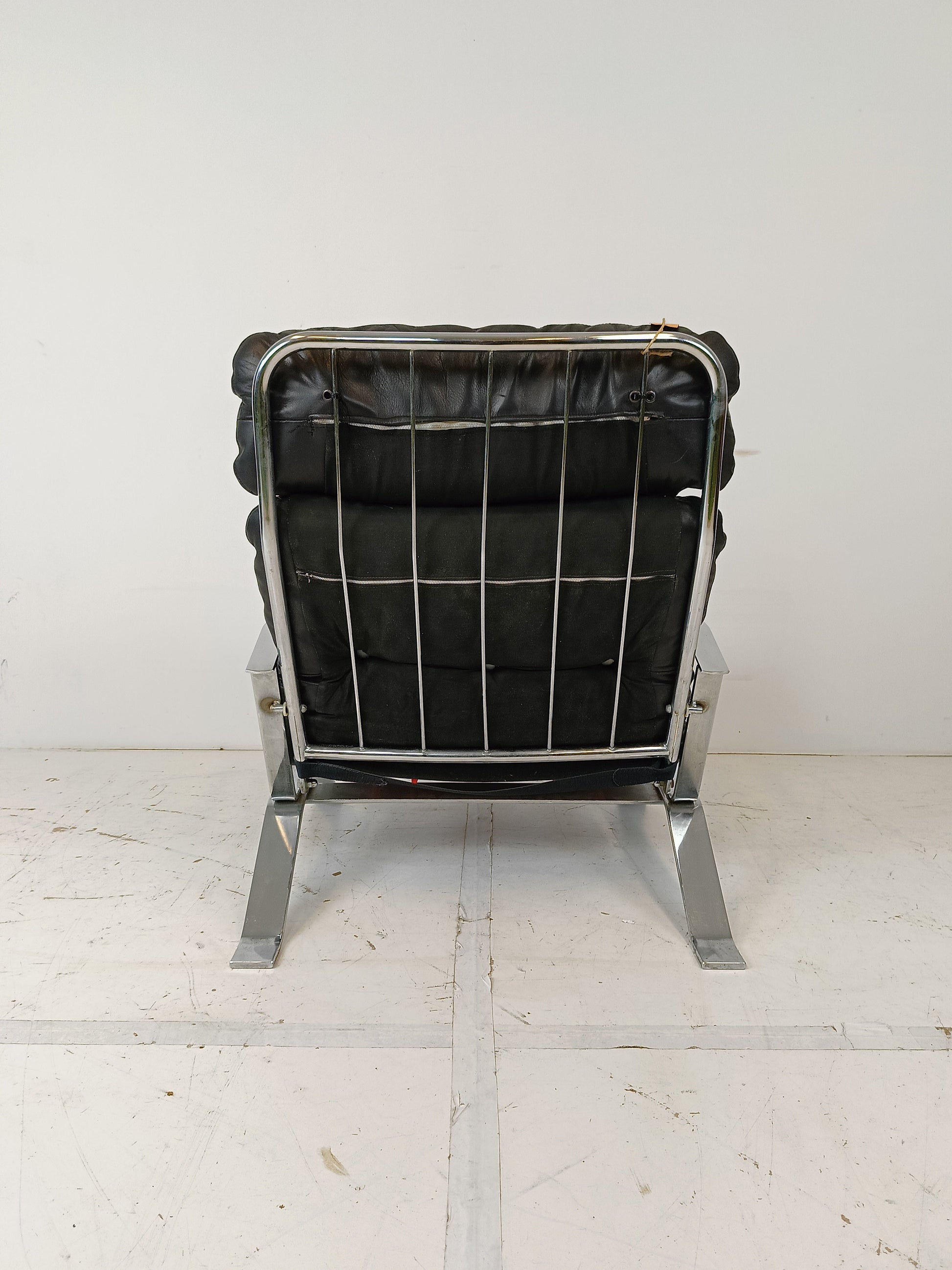 Mid Century Lounge Chair for Airborne International, Belgium Mid Century Lounge Chair for Airborne International, Belgium
