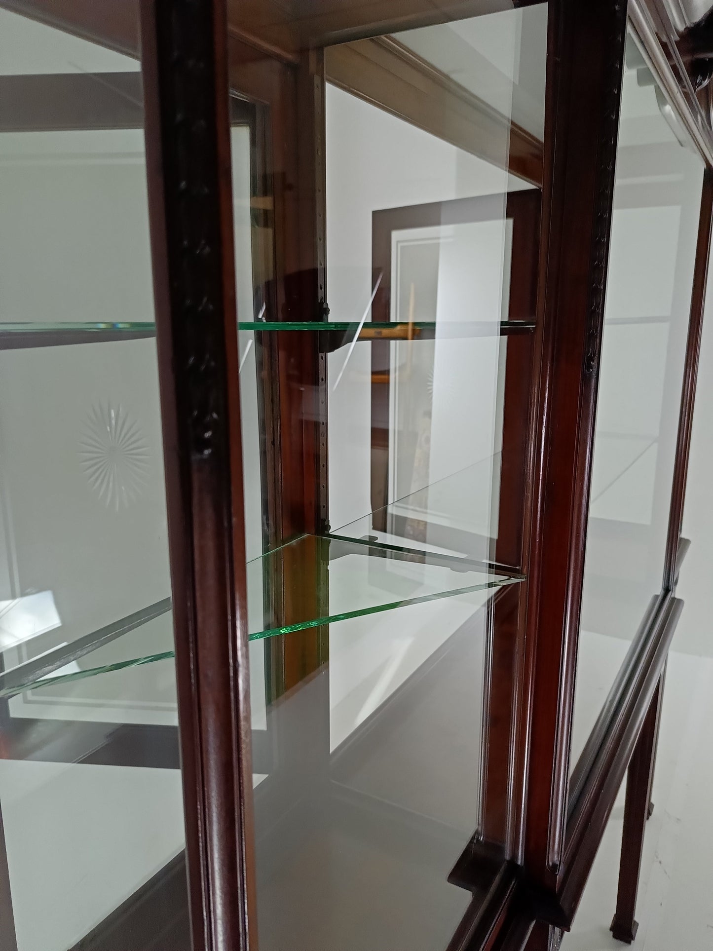 Neoclassical Mahogany Shop Display Cabinet Made By A Edmonds&Co Neoclassical Mahogany Shop Display Cabinet Made By A Edmonds&Co