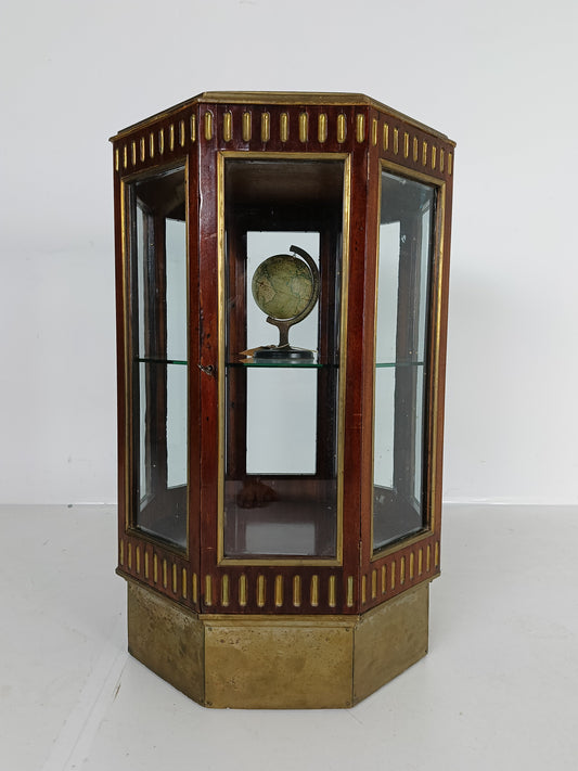 Octagonal Display Cabinet 19 century Octagonal Display Cabinet 19 century