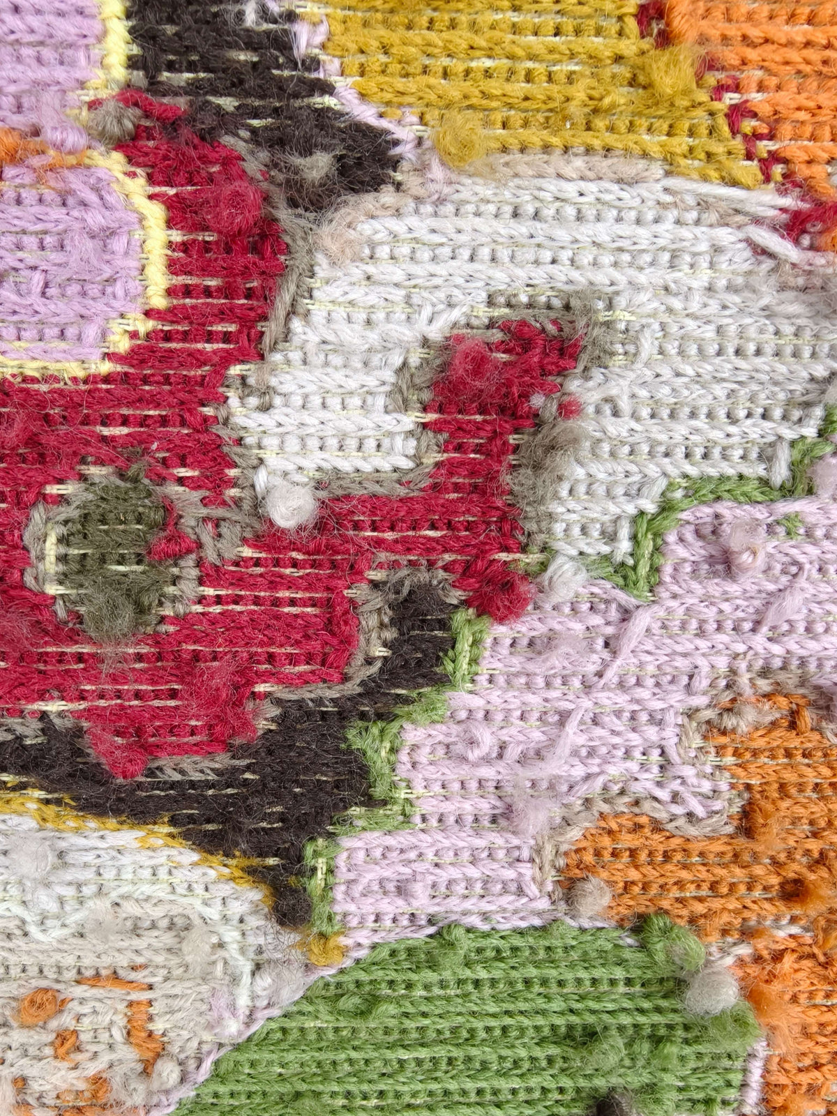 Original French Hand-Embroidered Textile – Griffin & Floral Design – c.1930–1940 Original French Hand-Embroidered Textile – Griffin & Floral Design – c.1930–1940