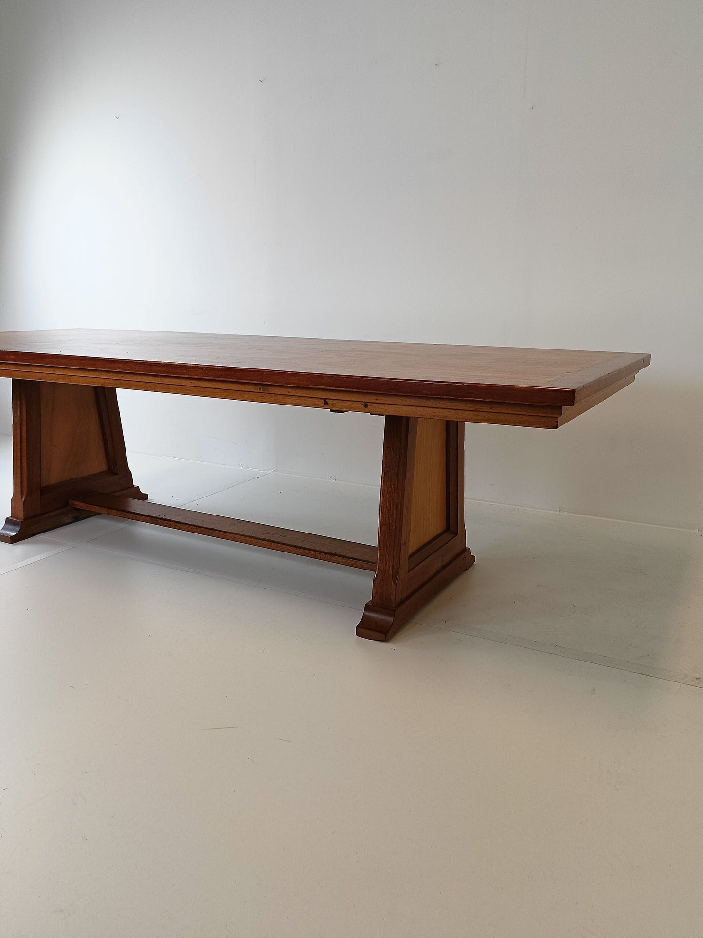 Outstandig Vintage Monastery Table Outstandig Vintage Monastery Table