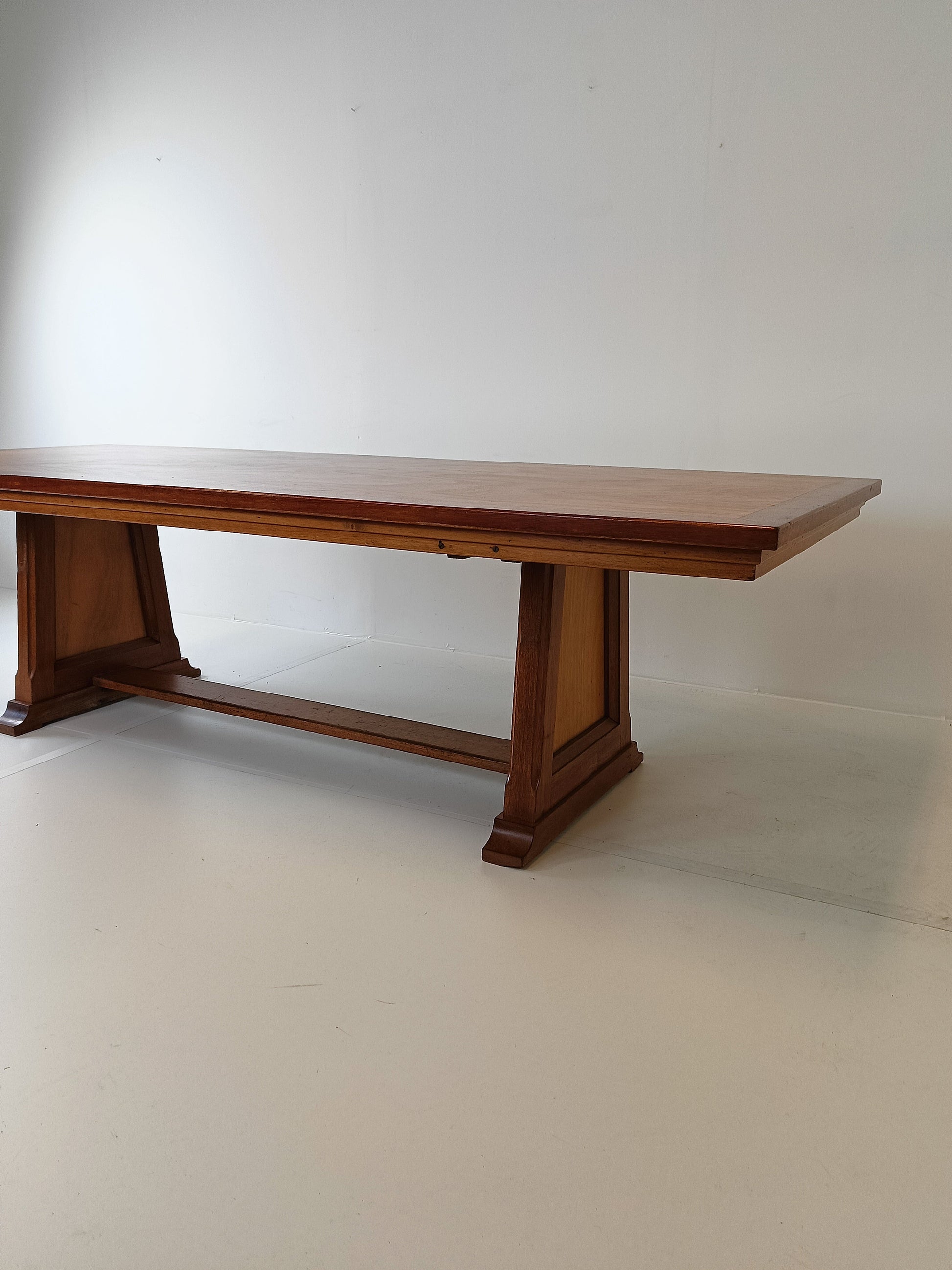 Outstandig Vintage Monastery Table Outstandig Vintage Monastery Table