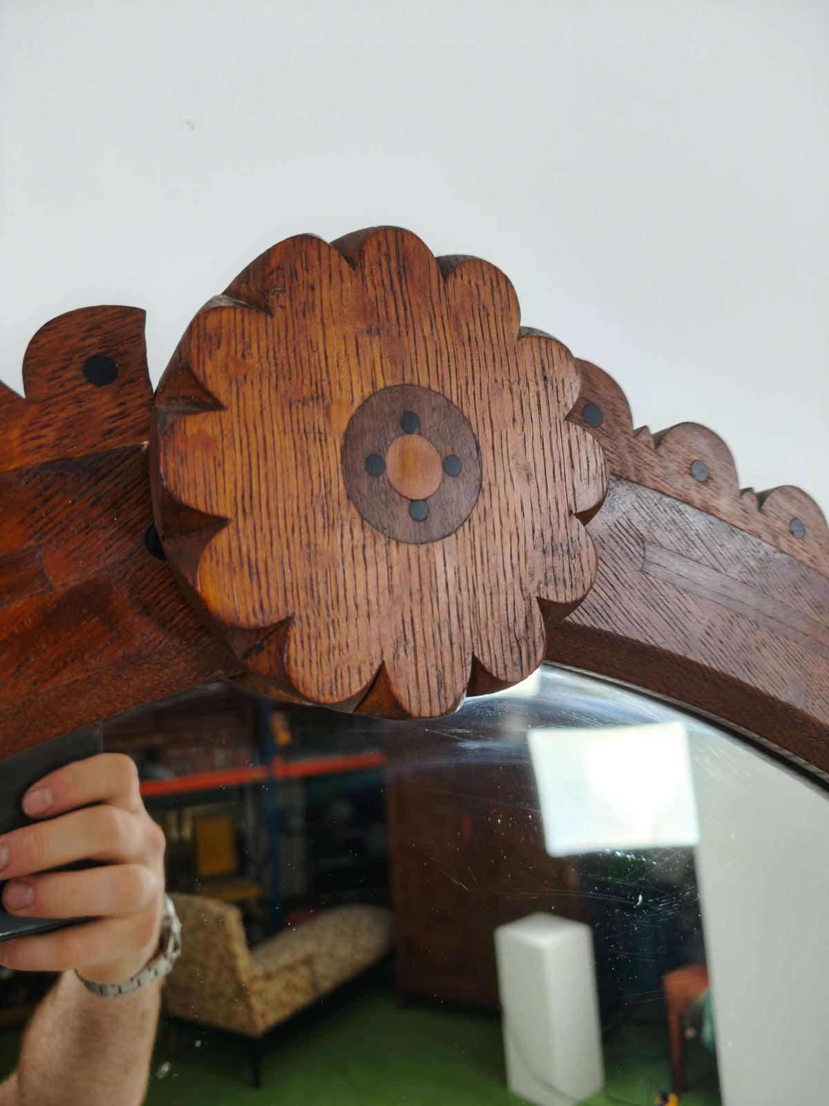 Rare 19th-Century English Arts & Crafts Oak Sideboard by Pratt & Prince – Sunflower Motif Inlay Rare 19th-Century English Arts & Crafts Oak Sideboard by Pratt & Prince – Sunflower Motif Inlay
