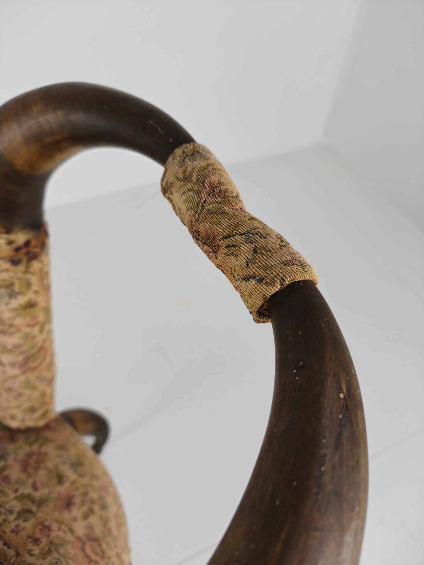 Rare 19th Century Highly Decorative Bull Horn Armchair (1870) Rare 19th Century Highly Decorative Bull Horn Armchair (1870)