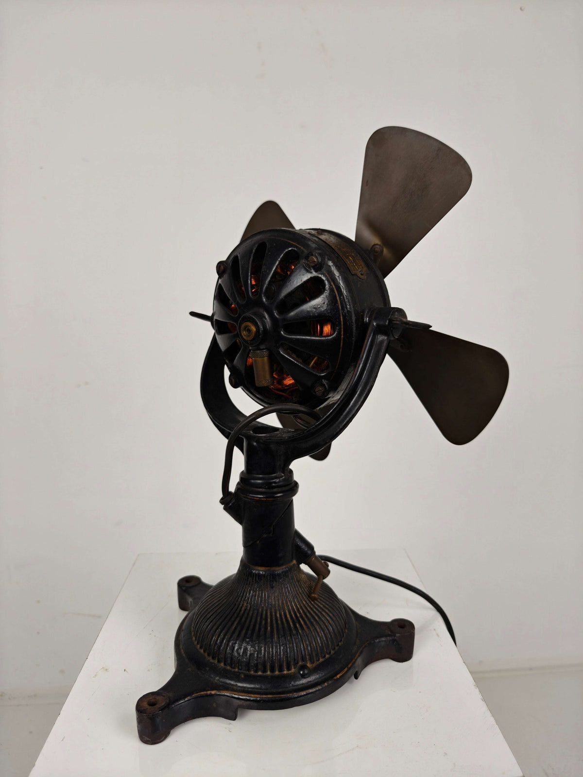 Rare Antique Cast Iron Bergmann Berlin Fan – ca. 1910 – Fully Working Rare Antique Cast Iron Bergmann Berlin Fan – ca. 1910 – Fully Working