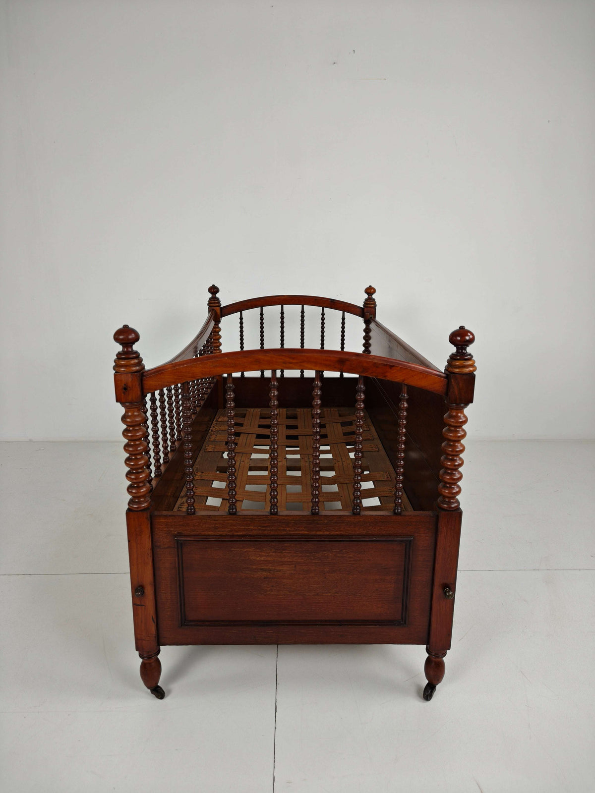 Rare Biedermeier Mahogany Daybed / Child’s Bed – Circa 1820 Rare Biedermeier Mahogany Daybed / Child’s Bed – Circa 1820