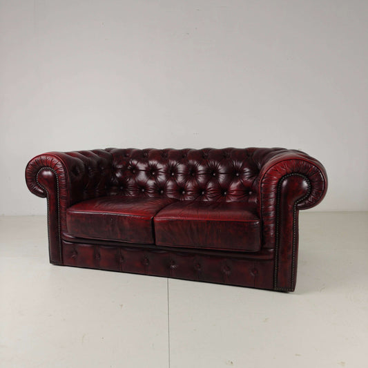 Red Chesterfield 2-Seater Sofa – Oxblood Leather Red Chesterfield 2-Seater Sofa – Oxblood Leather