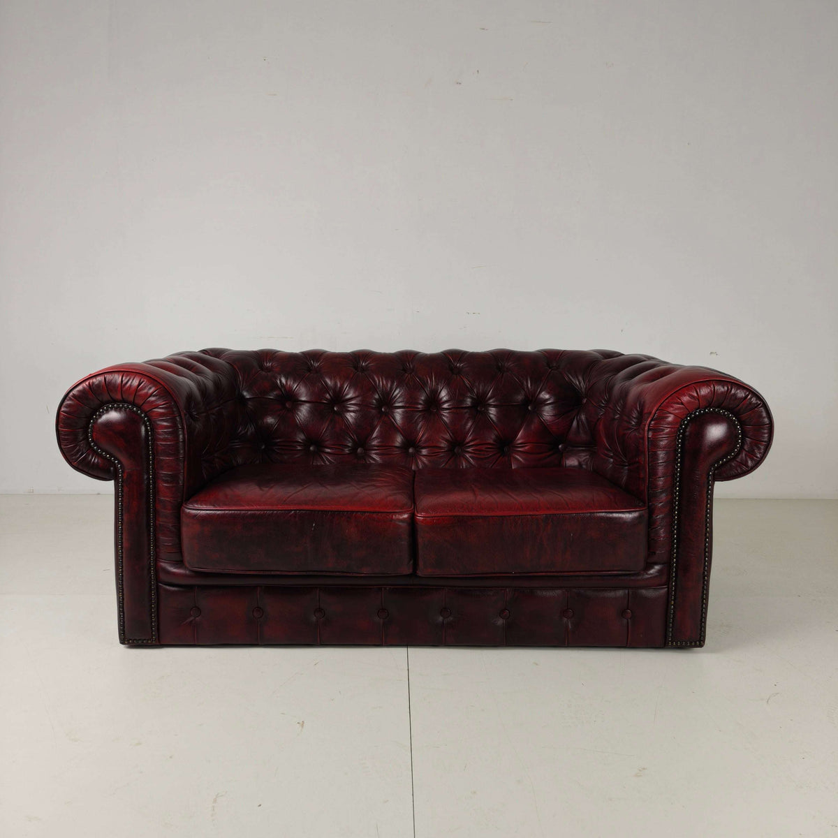 Red Chesterfield 2-Seater Sofa – Oxblood Leather Red Chesterfield 2-Seater Sofa – Oxblood Leather