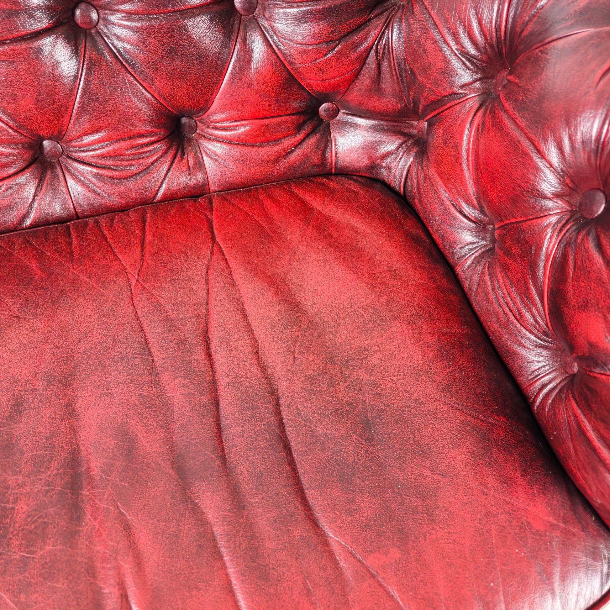 Red Chesterfield 2-Seater Sofa – Oxblood Leather Red Chesterfield 2-Seater Sofa – Oxblood Leather