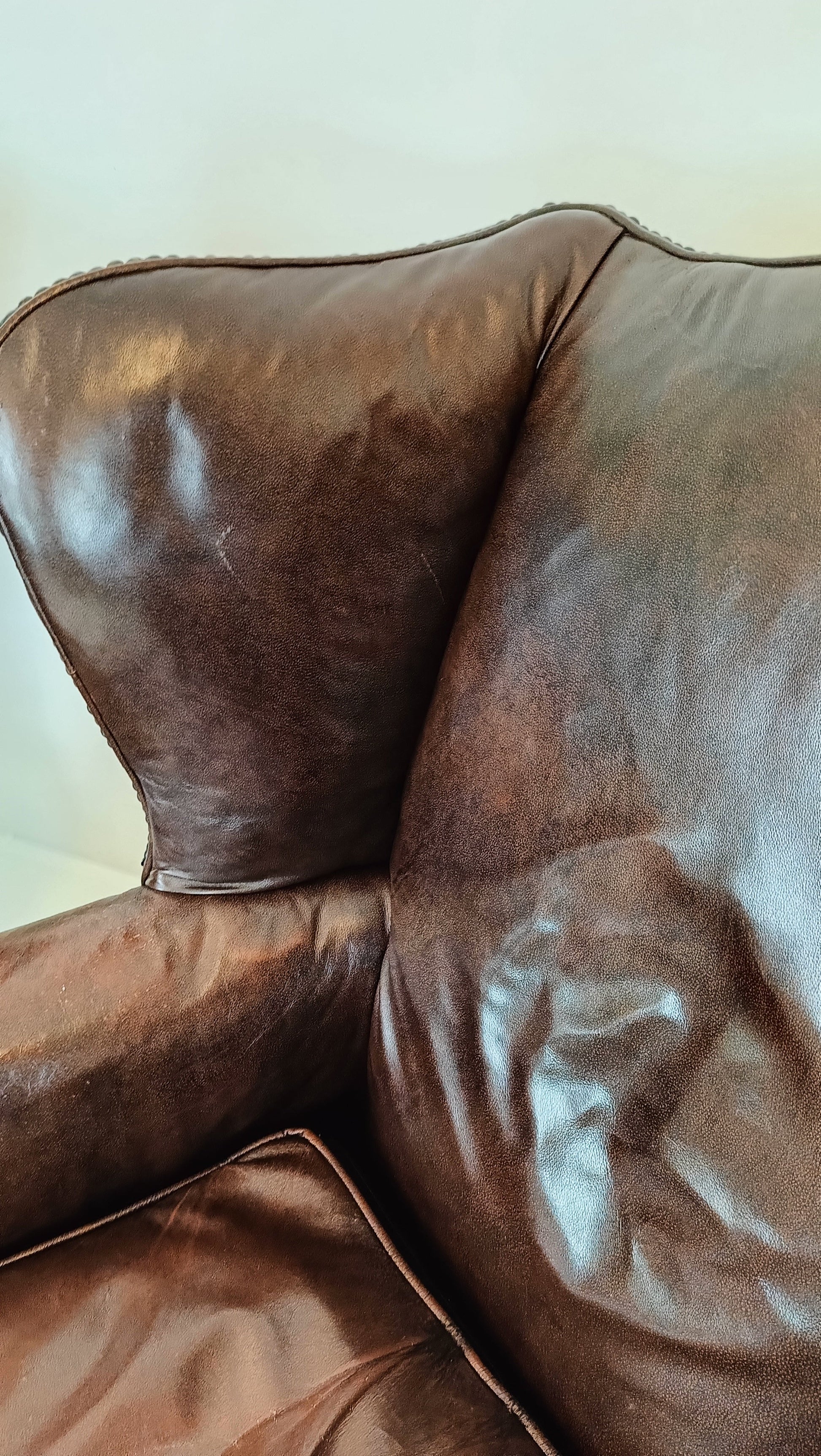 Set Of Bovine Leather Chairs Set Of Bovine Leather Chairs
