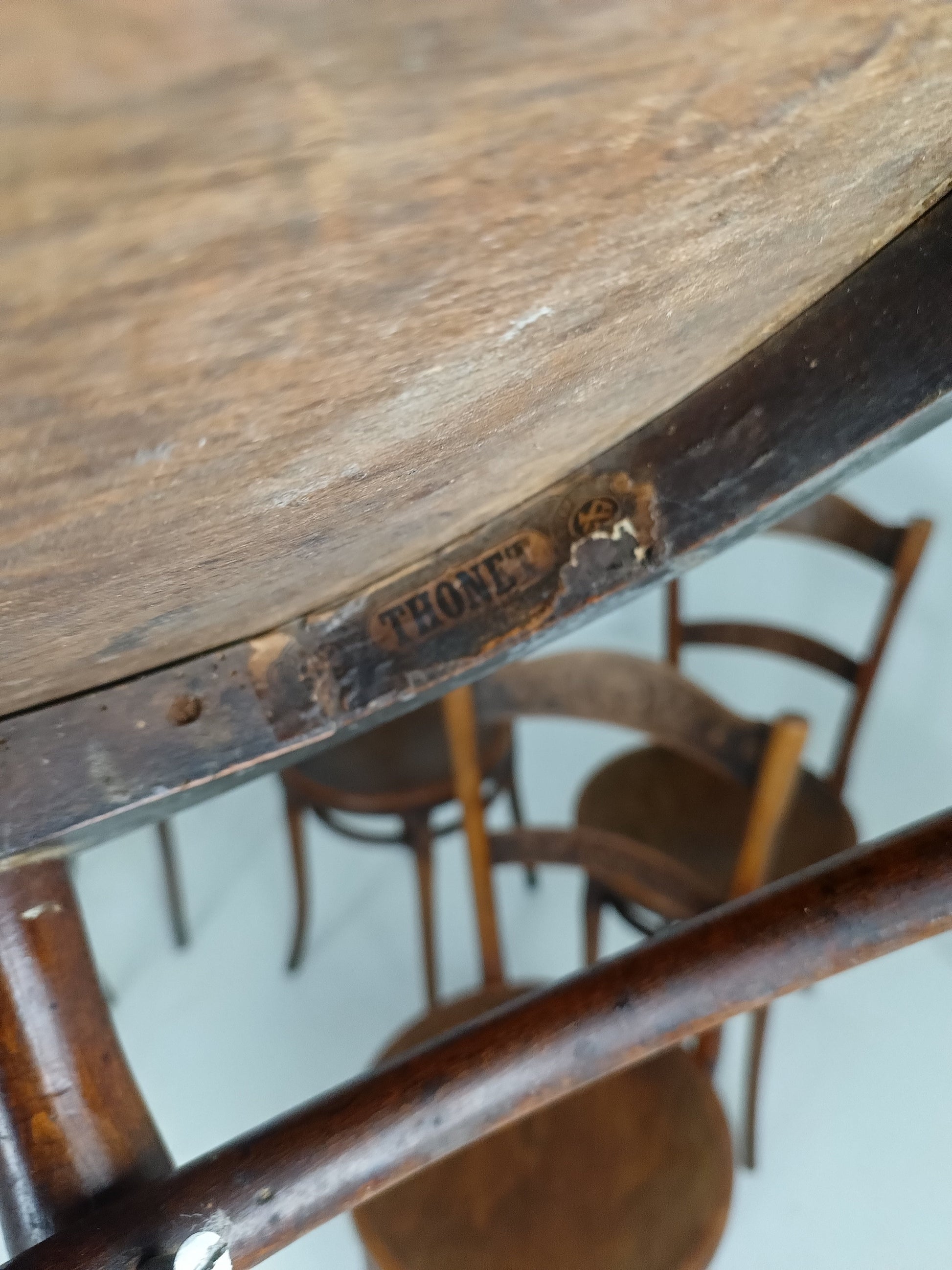 Set of Six Thonet Chairs Set of Six Thonet Chairs