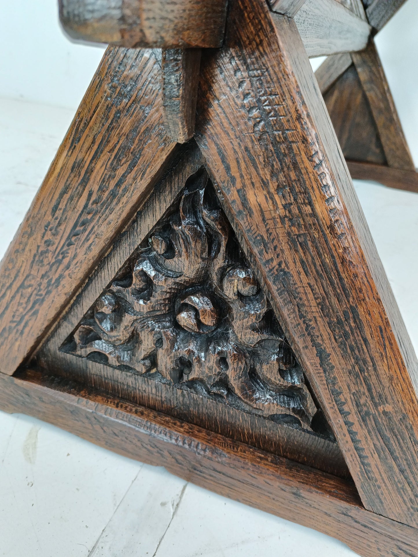 Small antique Dining Table Small antique Dining Table
