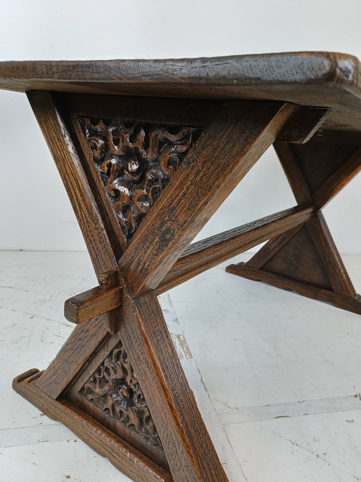 Small antique Dining Table Small antique Dining Table