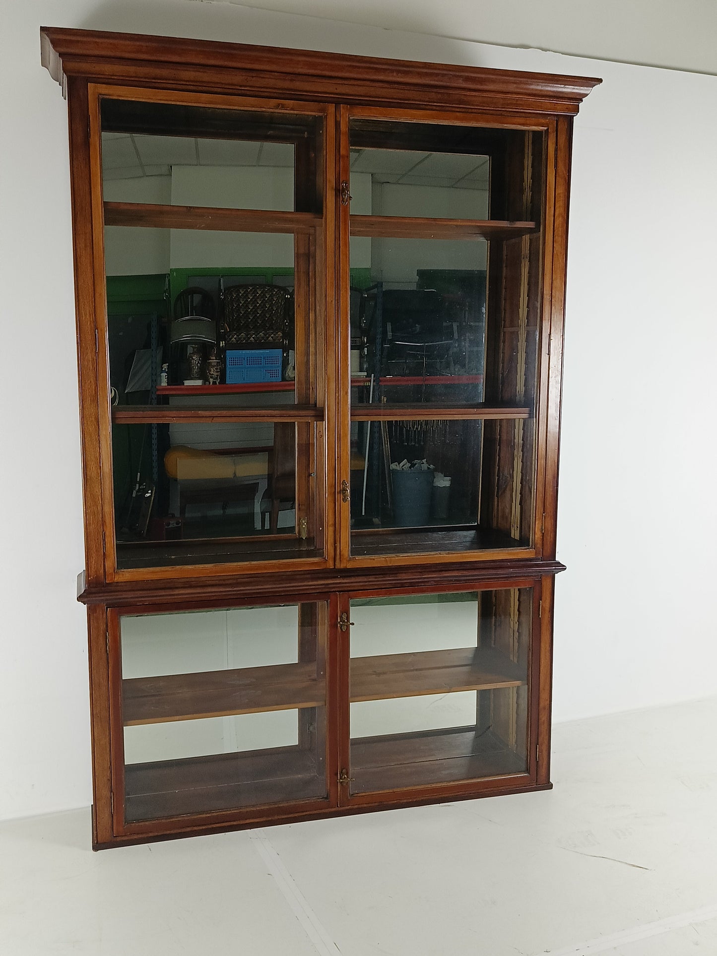 Stunning Antique Mahogany Display Cabinet Stunning Antique Mahogany Display Cabinet