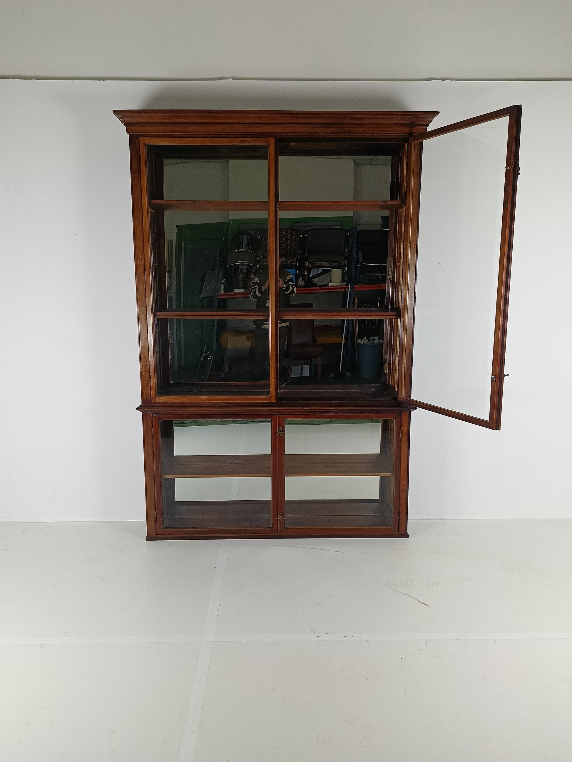 Stunning Antique Mahogany Display Cabinet Stunning Antique Mahogany Display Cabinet
