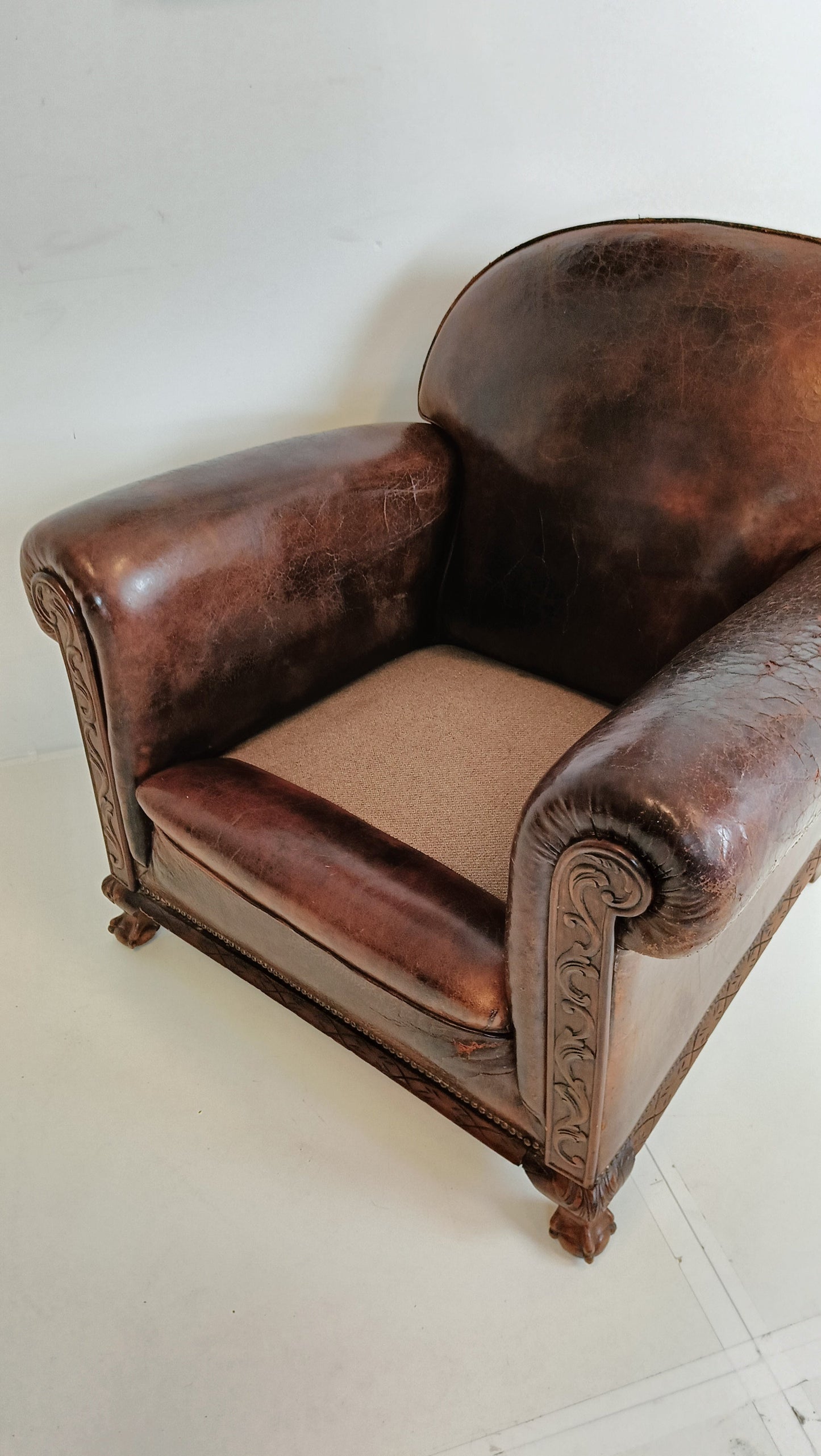 Stunning Antique Sheep Leather Club Chair Stunning Antique Sheep Leather Club Chair