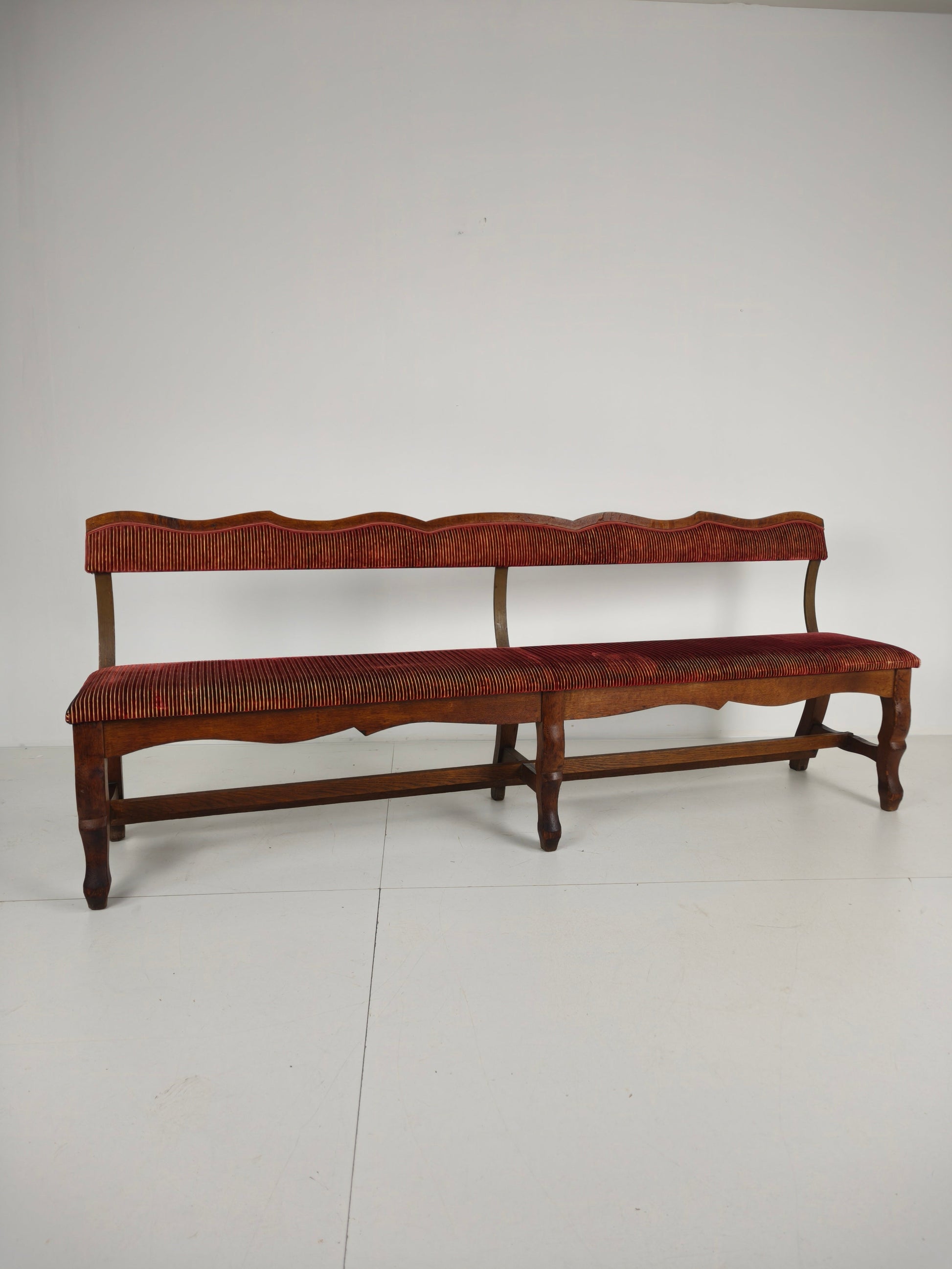 Unique Early 20th Century Oak Hall / Dining Bench Unique Early 20th Century Oak Hall / Dining Bench