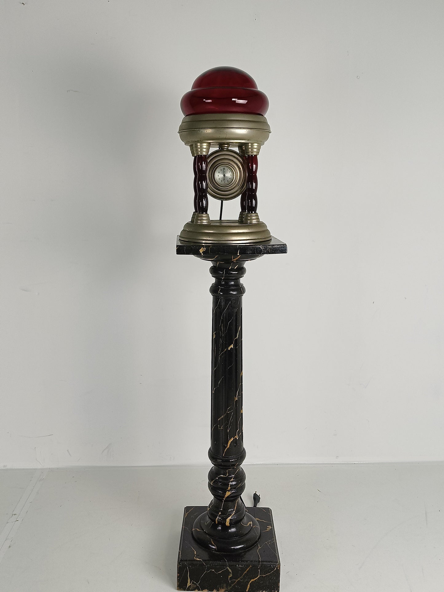 Unique Vintage Tin Lamp With Clockwork Unique Vintage Tin Lamp With Clockwork