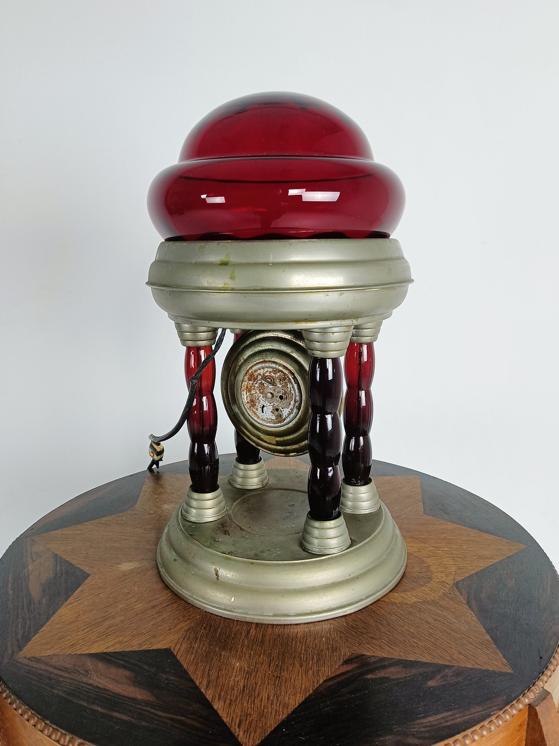 Unique Vintage Tin Lamp With Clockwork Unique Vintage Tin Lamp With Clockwork