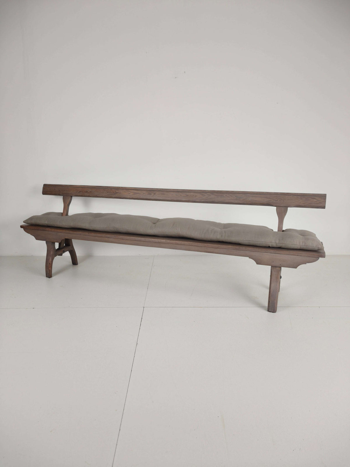 Victorian Pitch Pine Railway Bench – Rare Reversible Backrest Design Victorian Pitch Pine Railway Bench – Rare Reversible Backrest Design