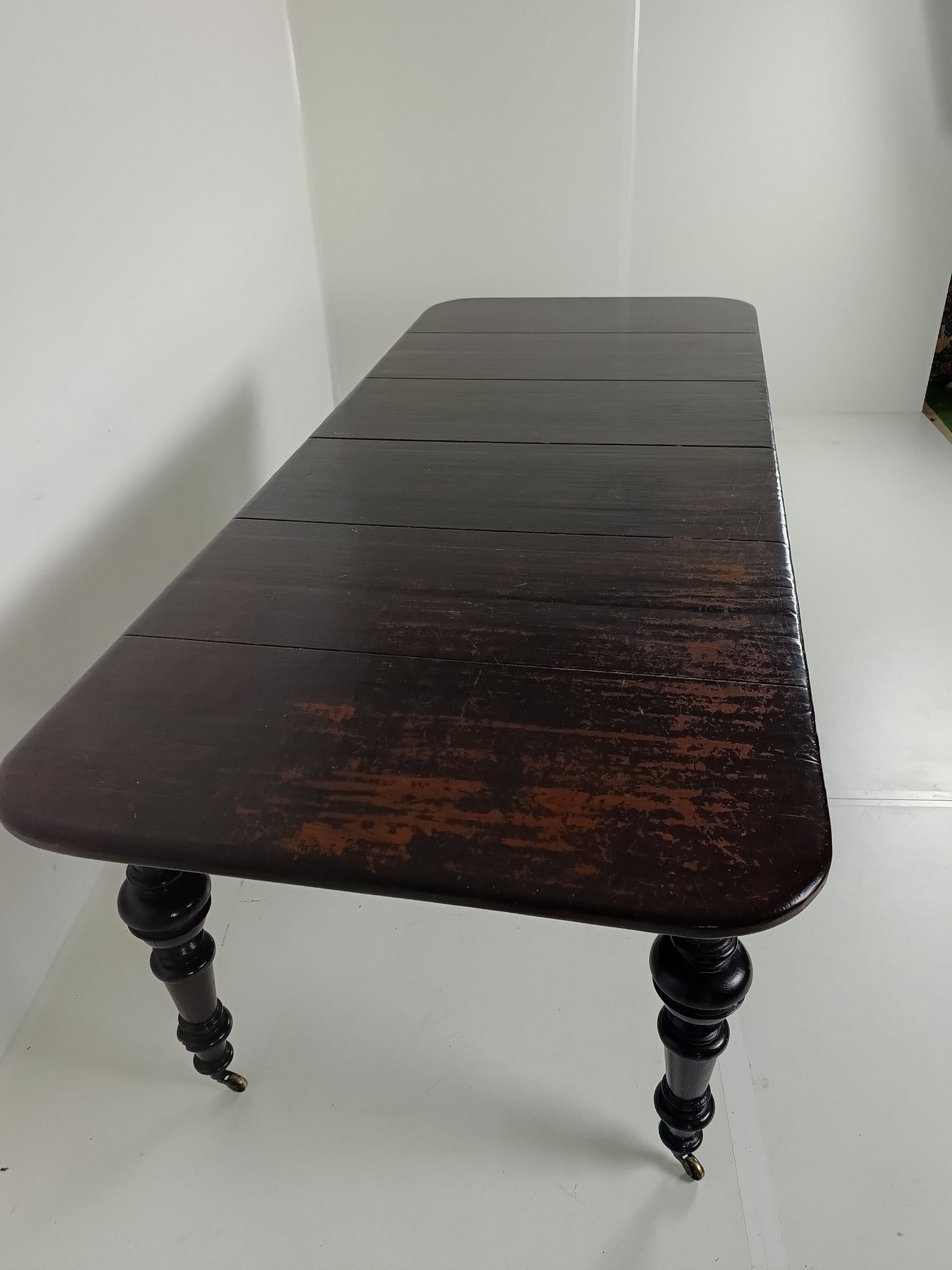 Vintage English Style Expansion Table Vintage English Style Expansion Table