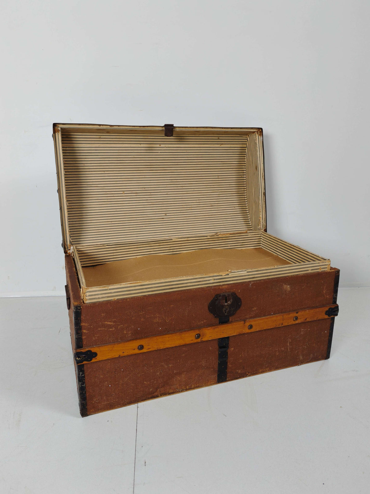 Vintage Suitcase Vintage Suitcase