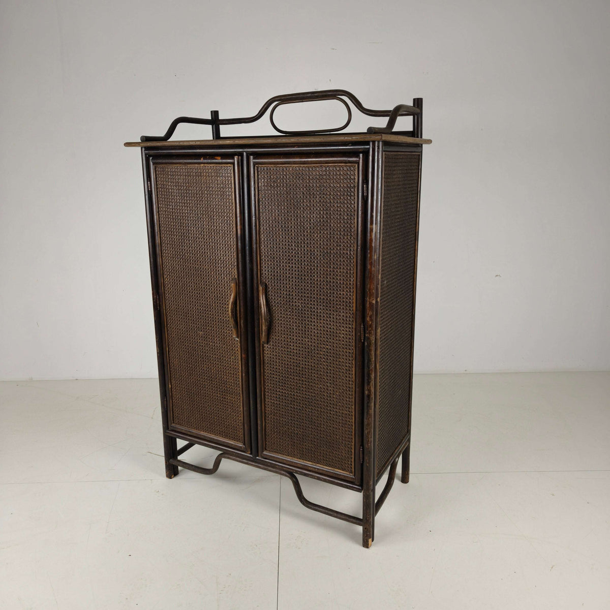 Vintage Wicker Wardrobe / Linen Cabinet – Dark Rattan & Bamboo Vintage Wicker Wardrobe / Linen Cabinet – Dark Rattan & Bamboo