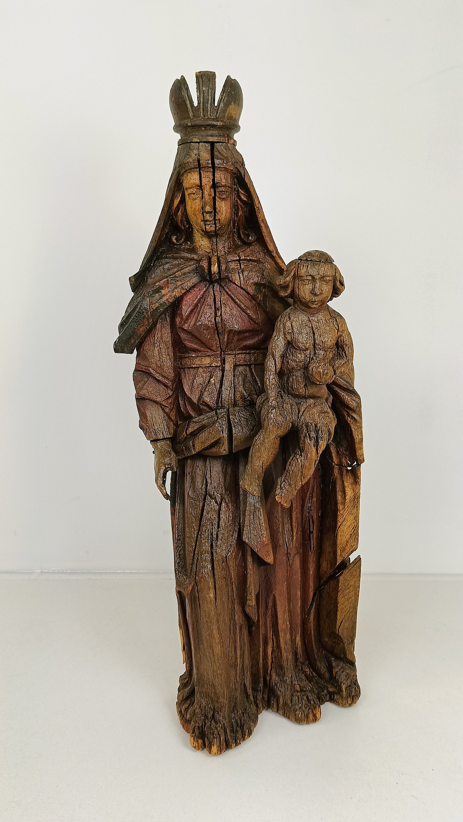 Wooden Statue Of Virgin Mary With Jesus Wooden Statue Of Virgin Mary With Jesus