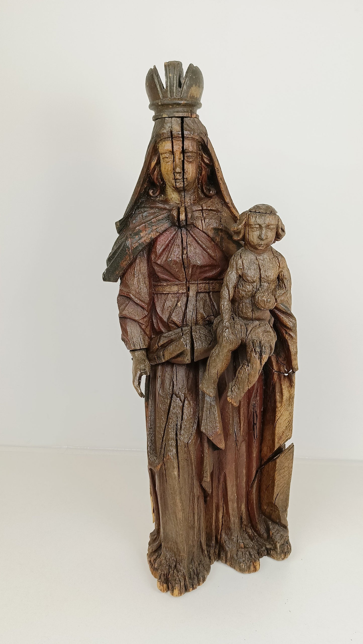 Wooden Statue Of Virgin Mary With Jesus Wooden Statue Of Virgin Mary With Jesus