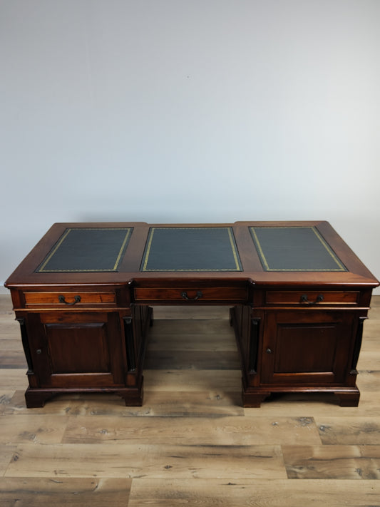 Classic Antique English Chesterfield Partner Desk