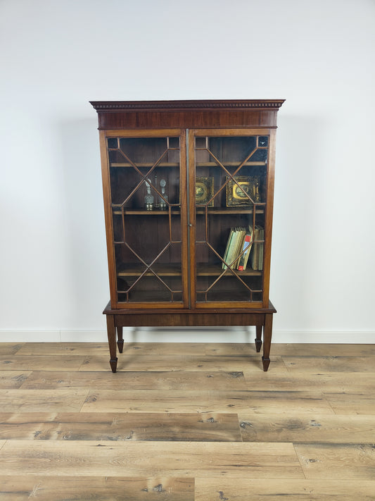 English Display Cabinet 1900
