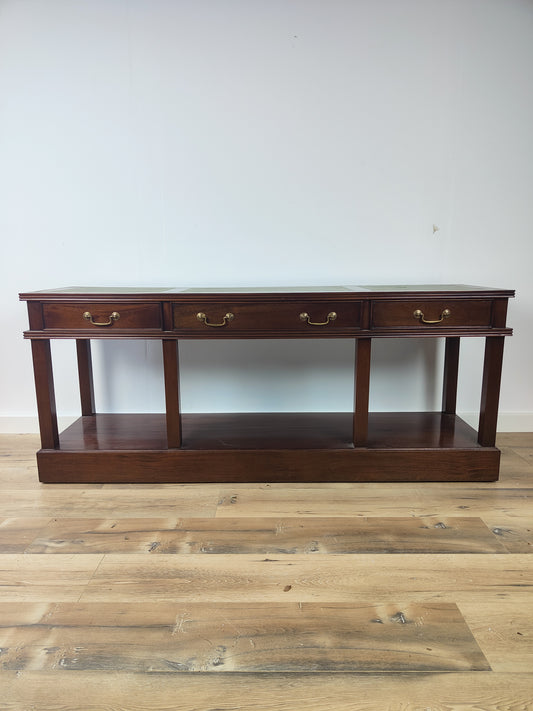 Mahogany Wooden Side Table