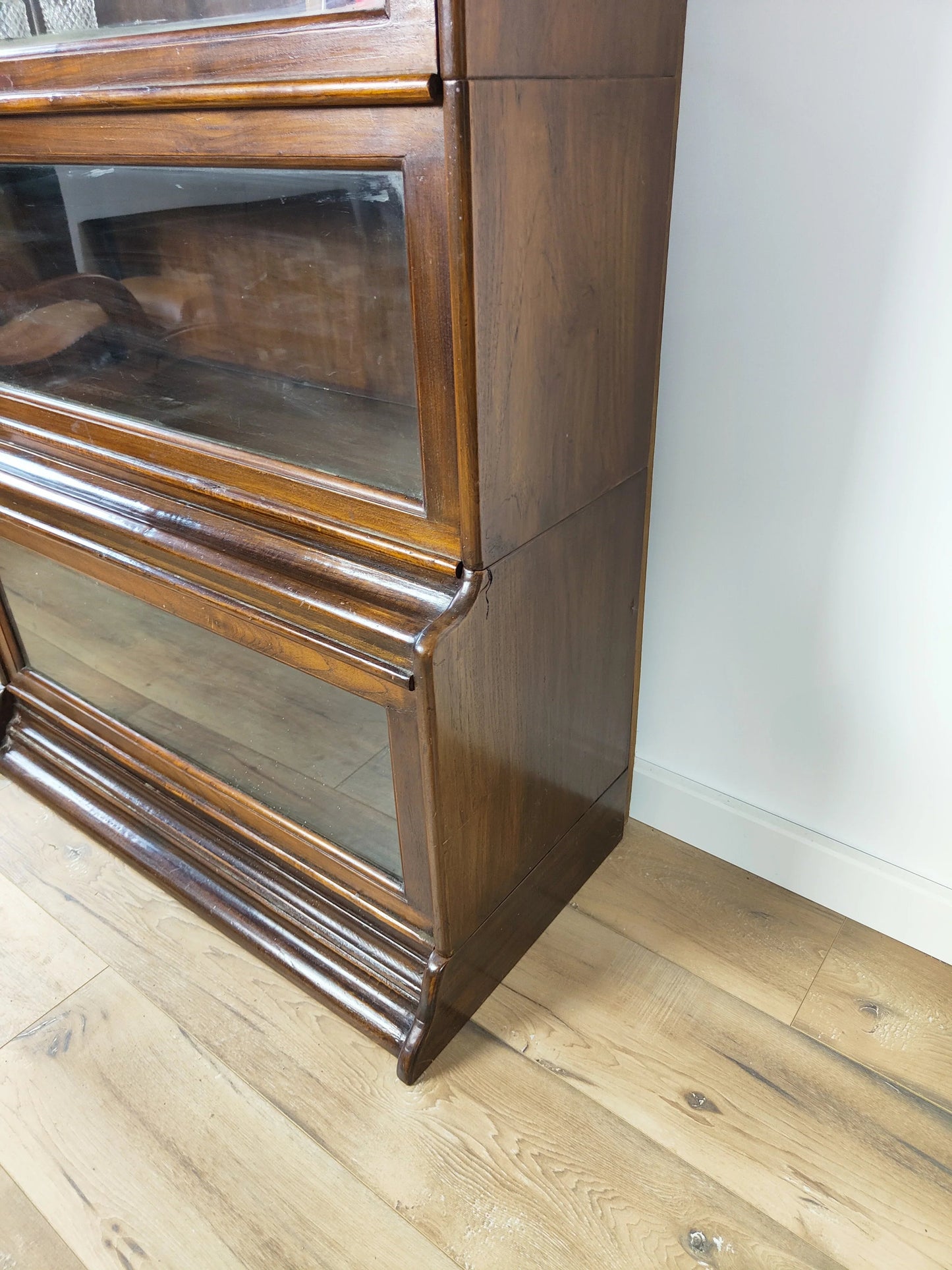 Beautiful Antique Globe Wernick English Bookcase/Display Cabinet Beautiful Antique Globe Wernick English Bookcase/Display Cabinet