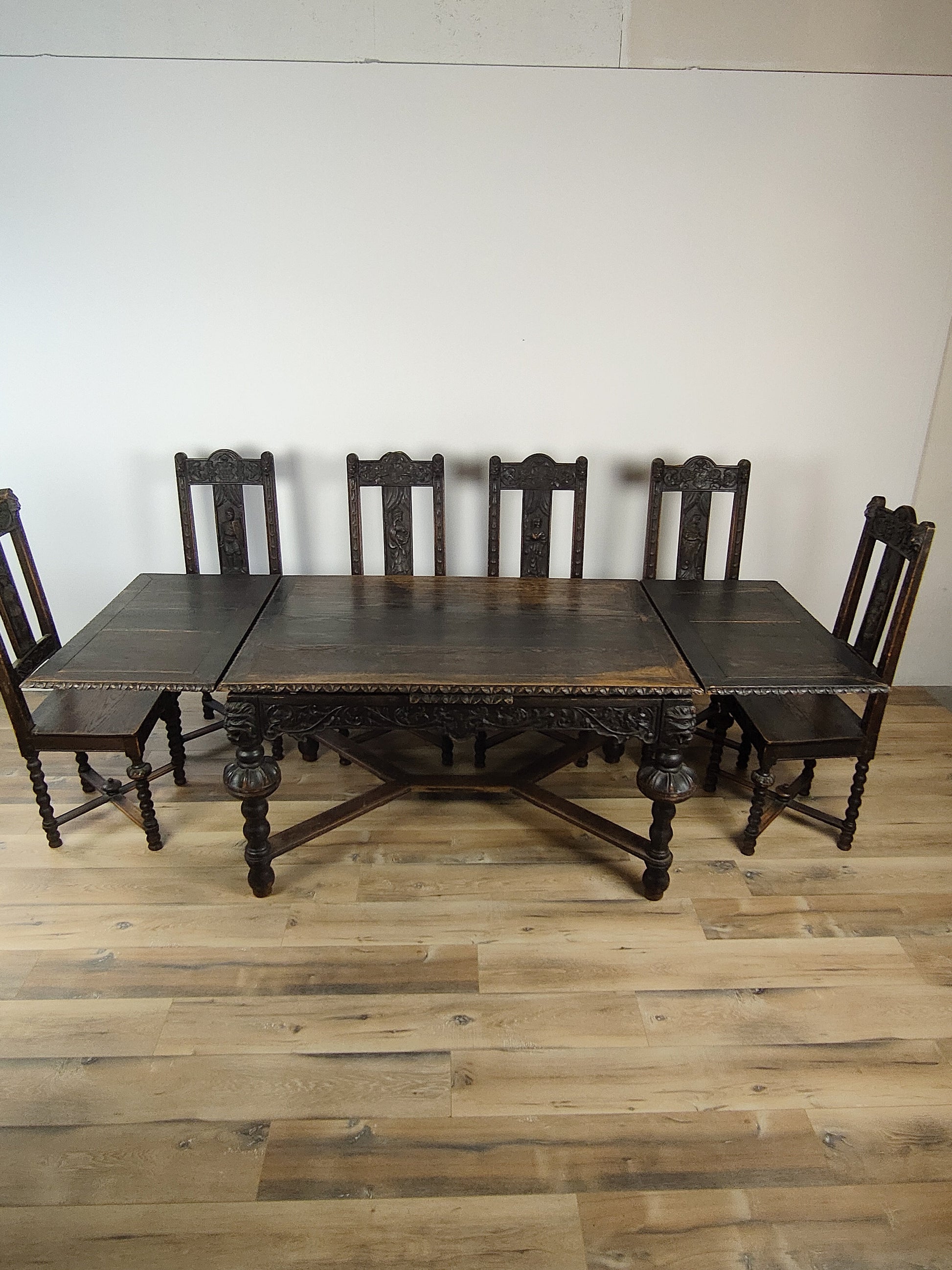 Castle Dining Table Set Castle Dining Table Set